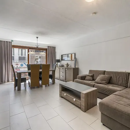 Apartment Pleasant Near The