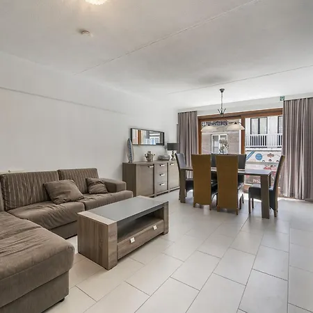Apartment Pleasant Near The